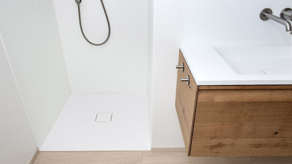 Badmodernisierung bodenebene Dusche Waschtische