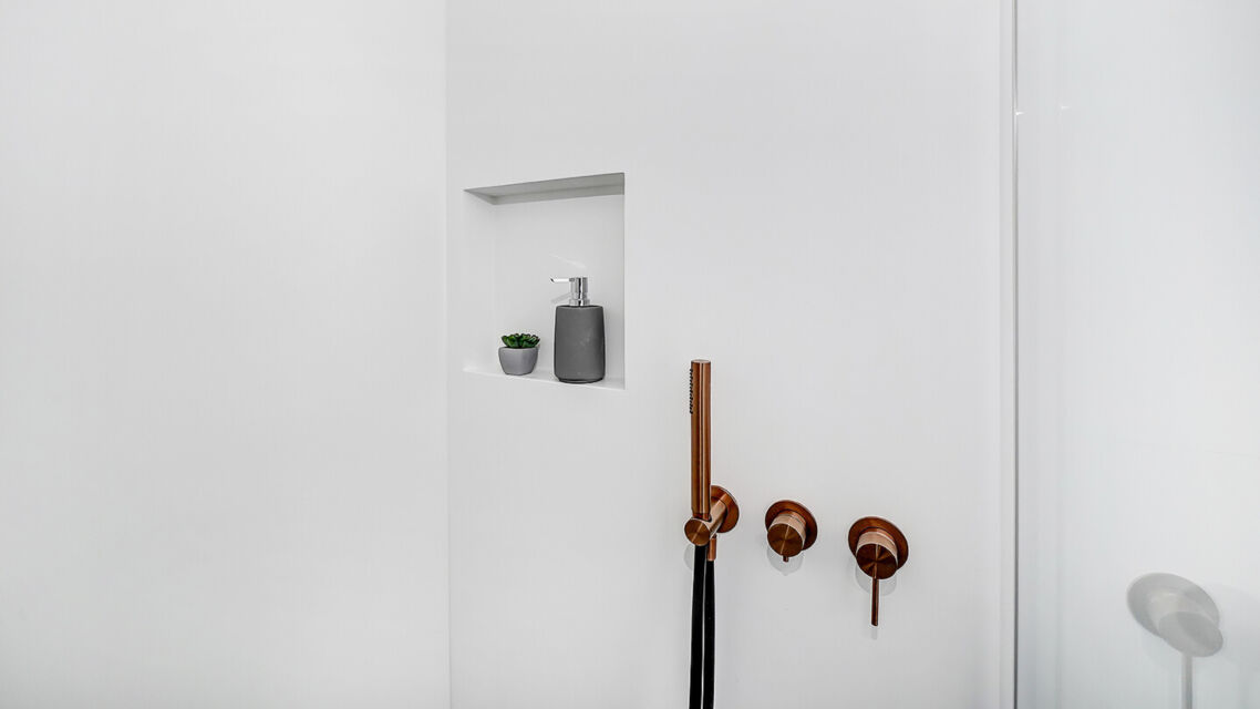 Komplettumbau Dusche Regalnische