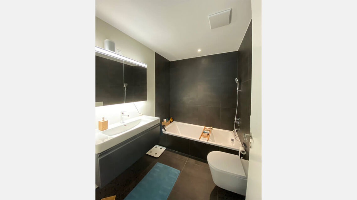 Komplettumbau Badewanne Waschtisch vorher