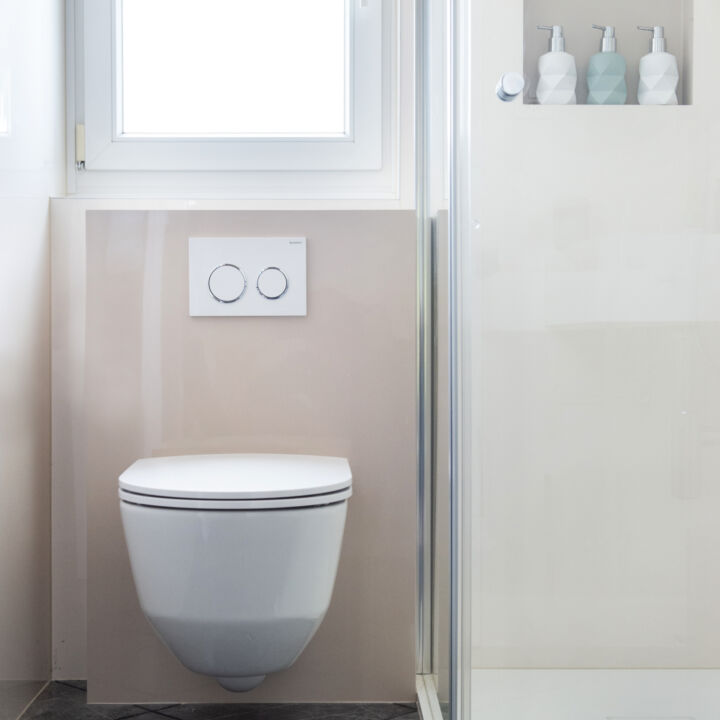 Spülkastenverkleidung nachher